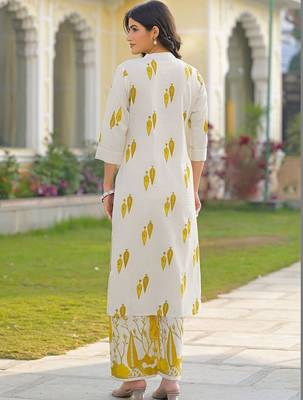 Printed Off White Cotton Blend Co Ords for Women 3