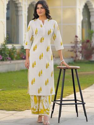 Printed Off White Cotton Blend Co Ords for Women 6