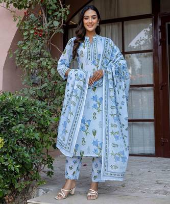 Women Blue Floral Printed Regular Kurta with Trousers & With Dupatta 6