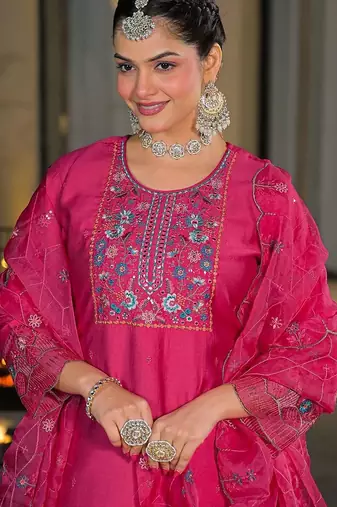Women Ethnic Motifs Embroidered Regular Thread Work Silk Chiffon Kurta with Trousers & With Dupatta