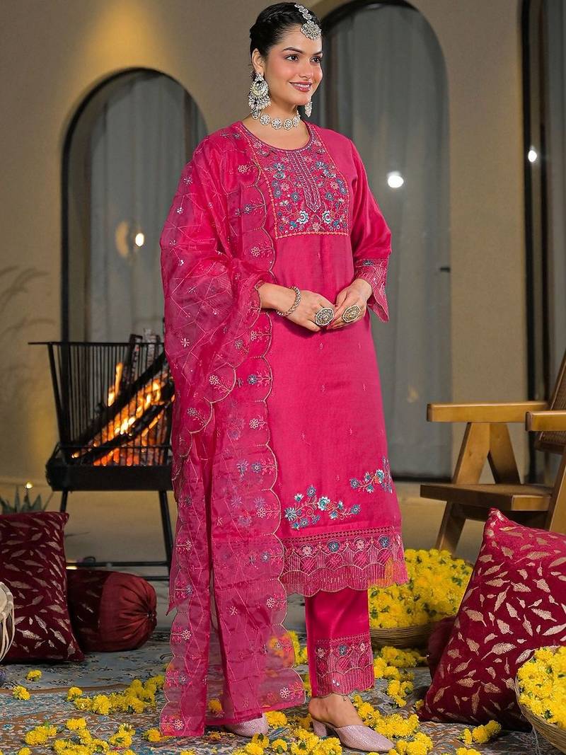 Women Ethnic Motifs Embroidered Regular Thread Work Silk Chiffon Kurta with Trousers & With Dupatta