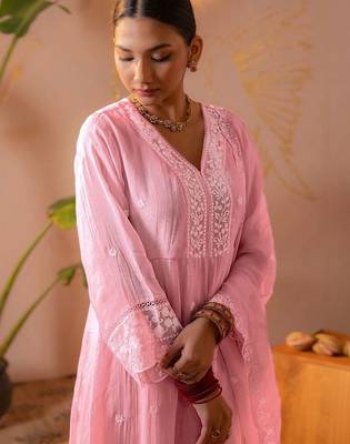 Women Ethnic Motifs Embroidered Regular Thread Work Kurta with Trousers & With Dupatta 3