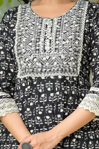 women ethnic motifs embroidered anarkali kurta with trousers & dupatta