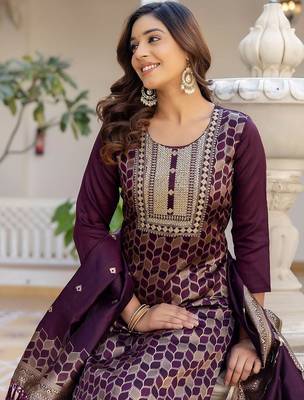 Floral Woven Design Round Neck Sequinned Straight Kurta With Trousers & Dupatta 2