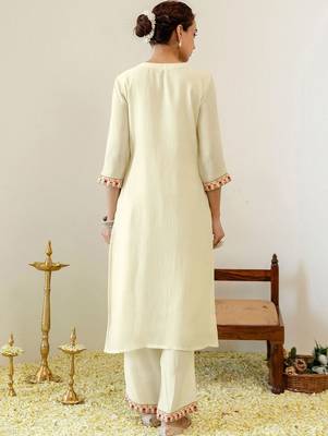 Women Floral Regular Thread Work Pure Cotton Kurta with Palazzos & With Dupatta 3