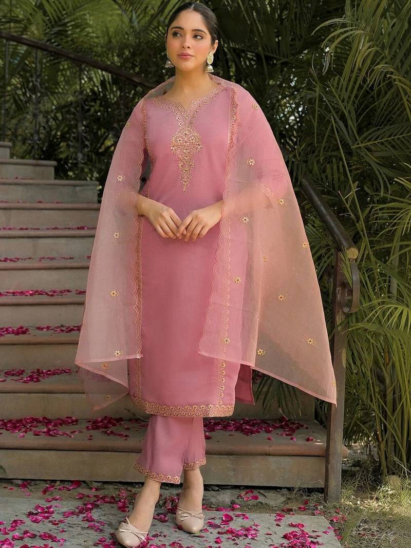 Women Ethnic Motifs Embroidered Regular Kurta with Trousers & With Dupatta