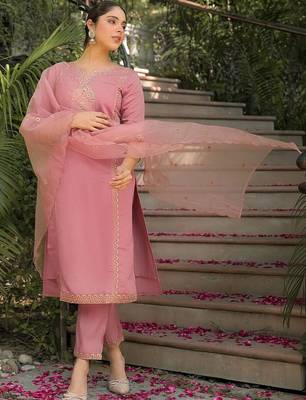 Women Ethnic Motifs Embroidered Regular Kurta with Trousers & With Dupatta 3