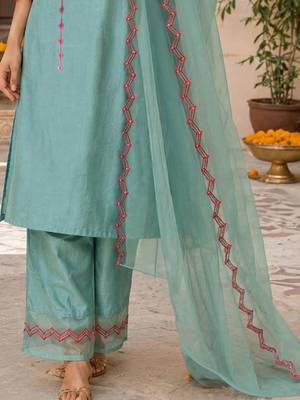 Women Ethnic Motifs Embroidered Regular Thread Work Kurta with Palazzos & With Dupatta 5