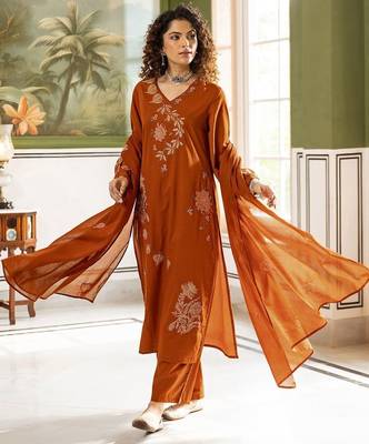 Women Embroidered Regular Kurta with Trousers & With Dupatta 4