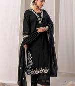 Women Floral Embroidered Regular Thread Work Pure Cotton Kurta with Trousers & With Dupatta