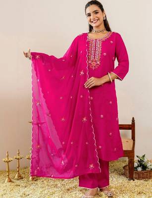 Women Floral Embroidered Regular Thread Work Pure Cotton Kurta with Trousers & With Dupatta 2
