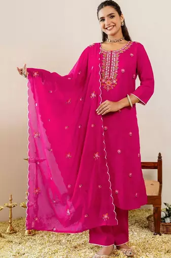 Women Floral Embroidered Regular Thread Work Pure Cotton Kurta with Trousers & With Dupatta