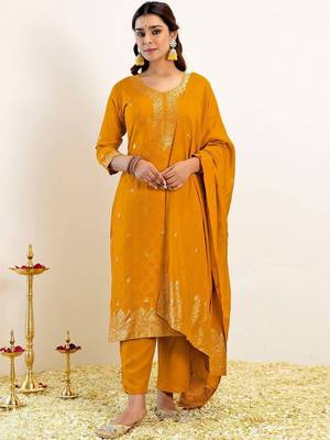 Women Ethnic Motifs Regular Kurta with Trousers & With Dupatta 1