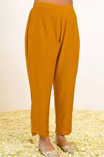 Women Ethnic Motifs Regular Kurta with Trousers & With Dupatta