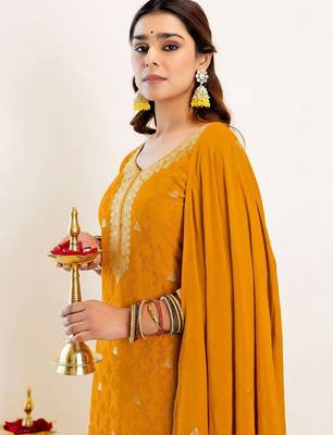 Women Ethnic Motifs Regular Kurta with Trousers & With Dupatta 7