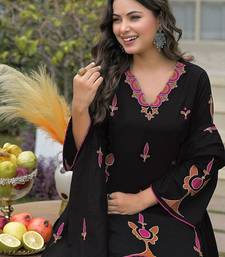 Ethnic Motifs Embroidered Regular Thread Work Kurta with Trousers & Dupatta