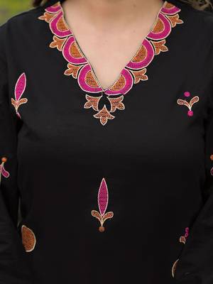 Ethnic Motifs Embroidered Regular Thread Work Kurta with Trousers & Dupatta 3