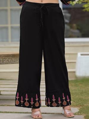 Ethnic Motifs Embroidered Regular Thread Work Kurta with Trousers & Dupatta 4