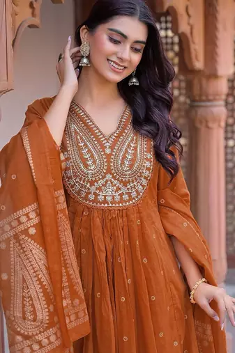 Women Ethnic Motifs Embroidered Regular Thread Work Kurta with Trousers & With Dupatta