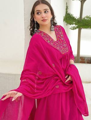 Women Ethnic Motifs Embroidered Pleated Thread Work Kurta with Trousers & With Dupatta 2