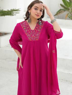 Women Ethnic Motifs Embroidered Pleated Thread Work Kurta with Trousers & With Dupatta 4