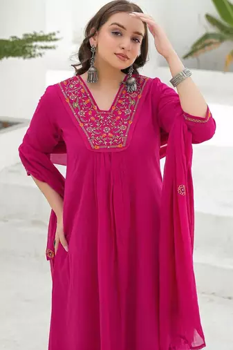 Women Ethnic Motifs Embroidered Pleated Thread Work Kurta with Trousers & With Dupatta