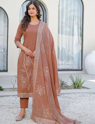 Women Ethnic Motifs Embroidered Regular Thread Work Kurta with Trousers & With Dupatta 1