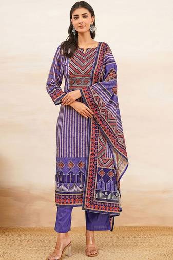 Women Printed Regular Kurta with Pyjamas & With Dupatta
