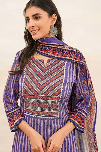 Women Printed Regular Kurta with Pyjamas & With Dupatta