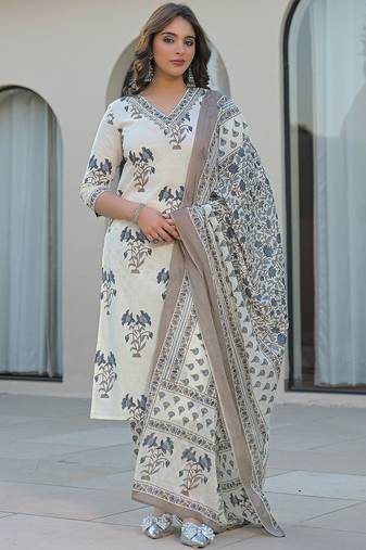 Women Floral Printed Regular Kurta with Trousers & With Dupatta
