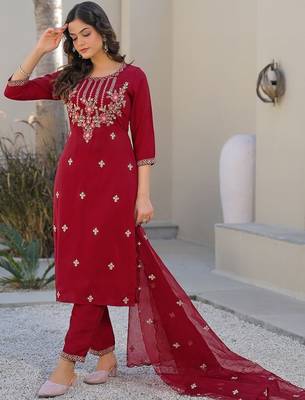 Women Ethnic Motifs Embroidered Regular Thread Work Kurta with Trousers & With Dupatta 4