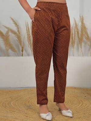 Women Ethnic Motifs Printed Regular Kurta with Trousers & With Dupatta 4