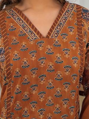 Women Ethnic Motifs Printed Regular Kurta with Trousers & With Dupatta 5