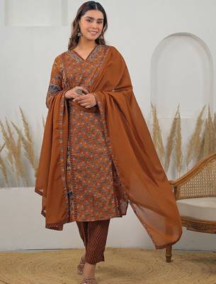 Women Ethnic Motifs Printed Regular Kurta with Trousers & With Dupatta 6