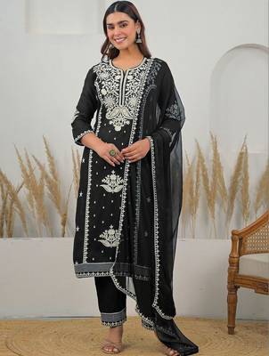 Women Ethnic Motifs Embroidered Regular Thread Work Kurta with Trousers & With Dupatta 2