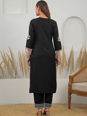 Women Ethnic Motifs Embroidered Regular Thread Work Kurta with Trousers & With Dupatta 3