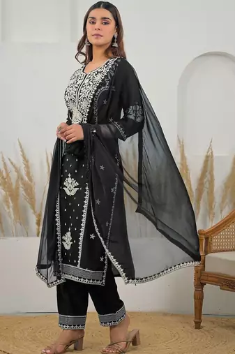 Women Ethnic Motifs Embroidered Regular Thread Work Kurta with Trousers & With Dupatta