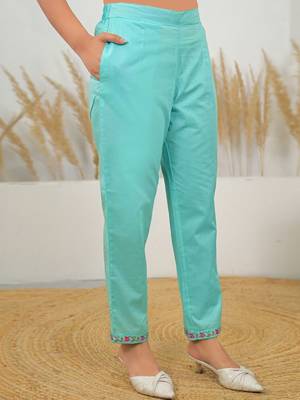 Women Floral Embroidered Regular Thread Work Pure Cotton Kurta with Trousers & With Dupatta 4