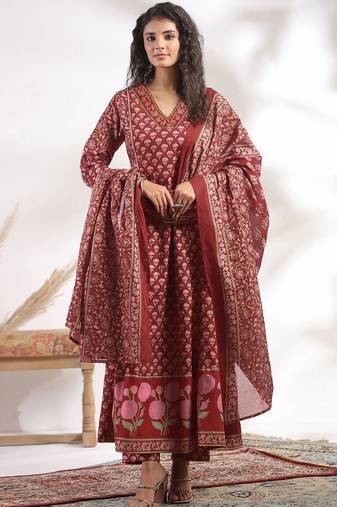 Women Floral Printed Regular Kurta with Trousers & With Dupatta