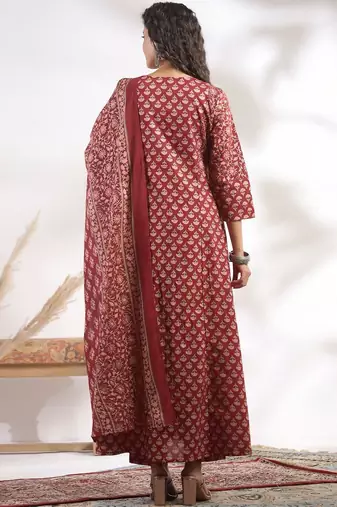 Women Floral Printed Regular Kurta with Trousers & With Dupatta