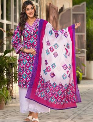 Women Printed Regular Kurta with Palazzos & With Dupatta 1