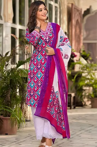 Women Printed Regular Kurta with Palazzos & With Dupatta