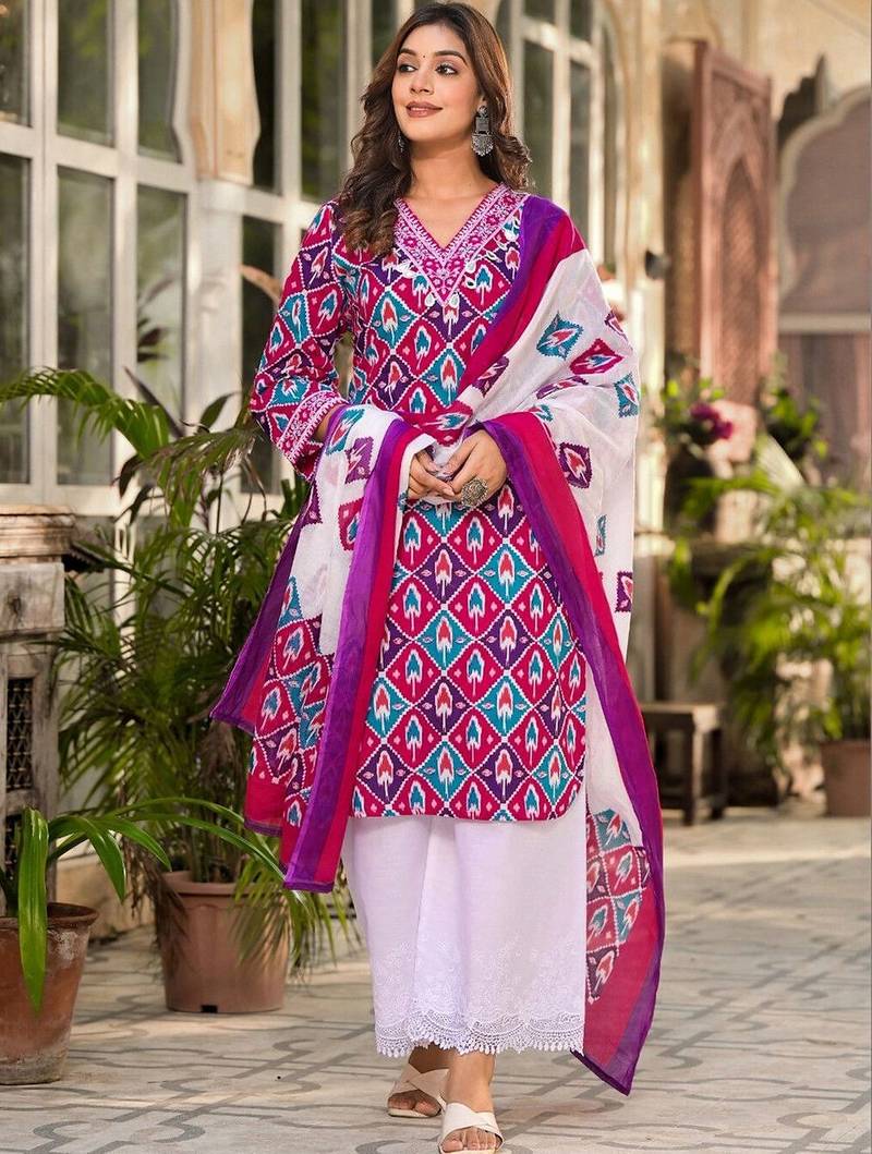 Women Printed Regular Kurta with Palazzos & With Dupatta