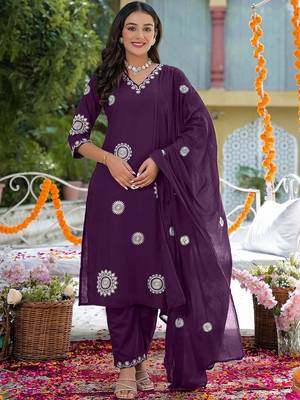 Women Ethnic Motifs Embroidered Regular Thread Work Kurta with Trousers & With Dupatta 1