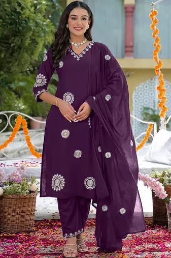 Women Ethnic Motifs Embroidered Regular Thread Work Kurta with Trousers & With Dupatta