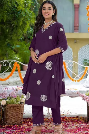 Women Ethnic Motifs Embroidered Regular Thread Work Kurta with Trousers & With Dupatta
