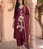 Women Floral Embroidered Regular Thread Work Kurta with Trousers & With Dupatta