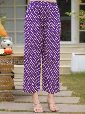 Women Floral Printed Regular Kurta with Palazzos & With Dupatta 7