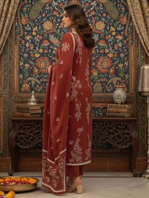 Women Floral Embroidered Regular Thread Work Kurta with Trousers & With Dupatta 4