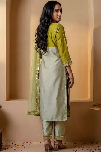Women Ethnic Motifs Embroidered Regular Mirror Work Kurta with Trousers & With Dupatta
